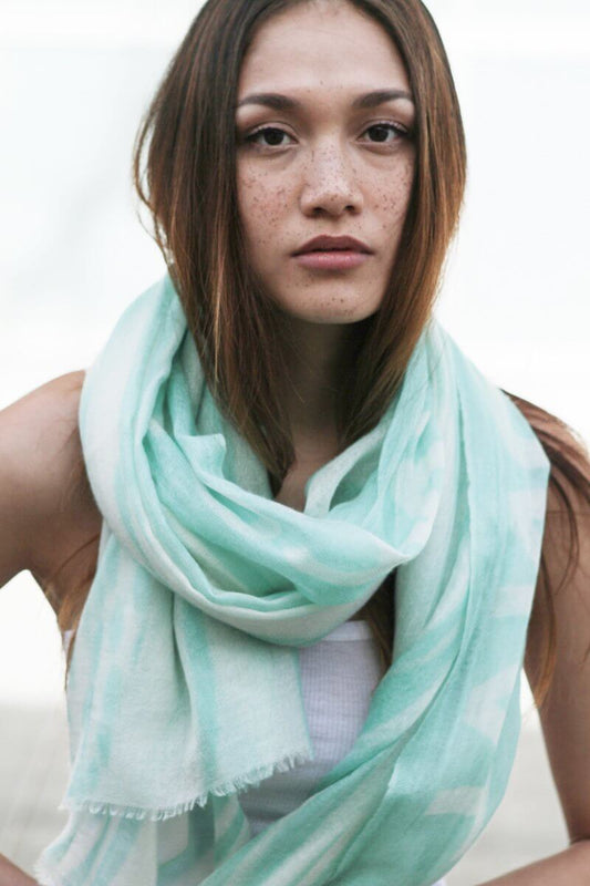 D/Luca Feather Unconditional Aqua - Fine Cashmere Scarf