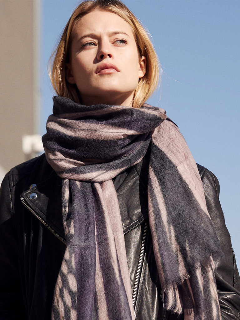 D/Luca Feather Unconditional Sand & Black - Fine Cashmere Scarf