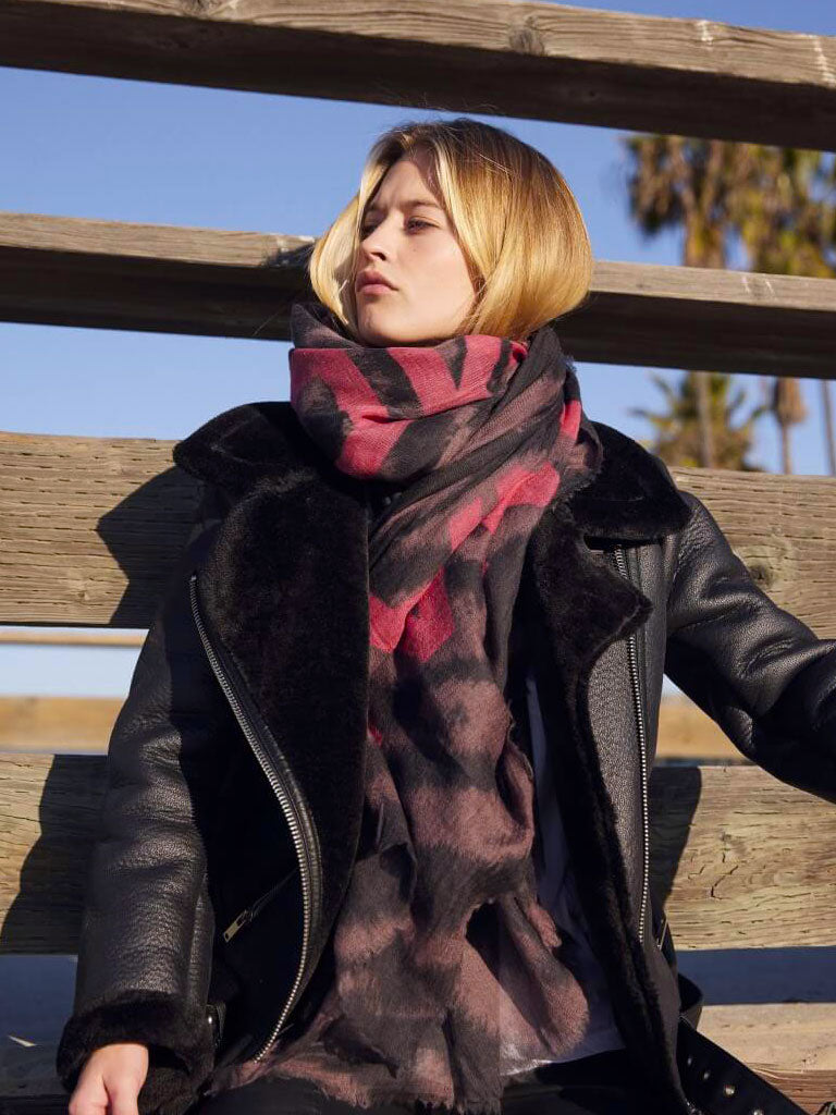 D/Luca Tiger Unconditional - Fine Wool Silk